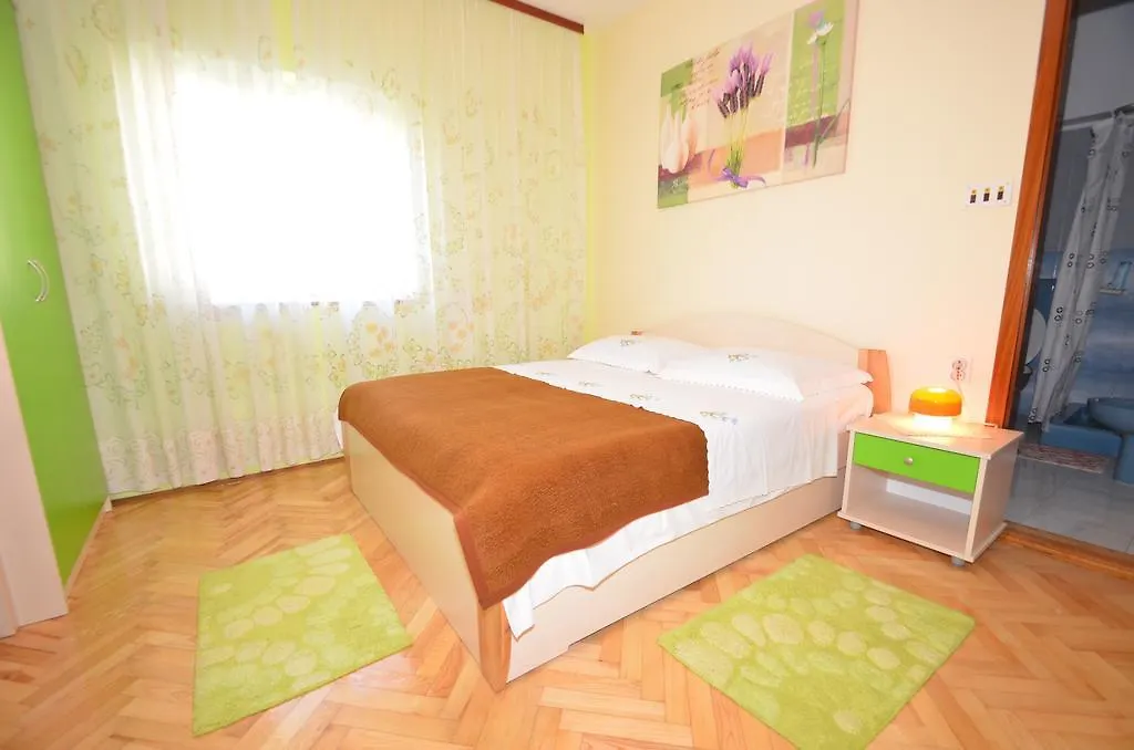 Apartments Europa Starigrad Paklenica 3*,  Chorwacja