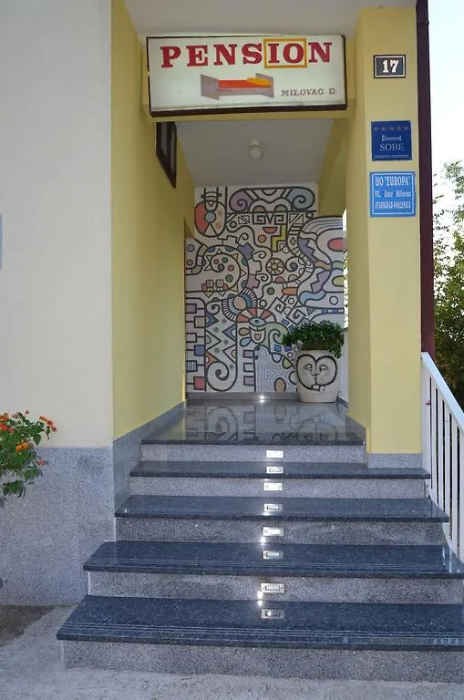 Apartments Europa Starigrad Paklenica 3*,