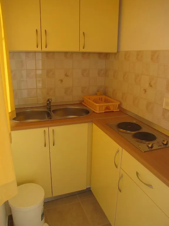 Apartments Europa Starigrad Paklenica 3*,