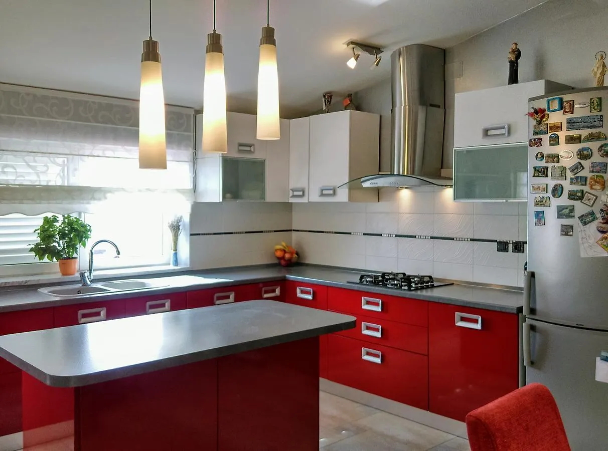 Apartments Europa Starigrad Paklenica Bed & Breakfast